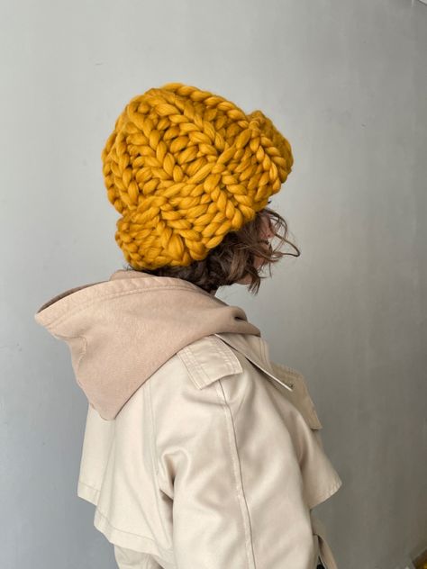 Chunky Knit Bucket Hat, Chunky Yarn Beanie, Chunky Yarn Hat, Hats For Short Hair, Chunky Winter Hat, Chunky Knit Beanie, Super Chunky Knit, Crochet Clutch Bags, Crochet Winter Hats