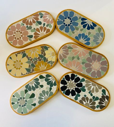 Floral Trinket Mosaic Ceramic Bamboo Tray / Candle Stand / Coaster - Etsy UK Coaster Mosaic, Mosaic Workshop, Mosaic Trays, Mosaic Coasters, Mosaic Tray, Mosaic Ceramic, Jewelry Trays, Mosaic Jewelry, Bamboo Tray