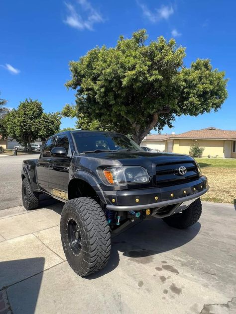 First Gen Tundra, 1st Gen Tundra, Tundra Lifted, Old Toyota, Toyota Tundra Lifted, Single Cab Trucks, Tundra Truck, Toyota Tundra Trd, Tundra Trd