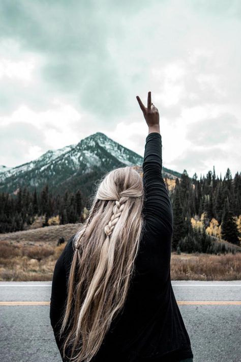 Long Hairstyles Blonde, Long Hair Goals, Hair Goals Long, Hairstyles Blonde Hair, Girls Long Hair, Long Hair Ideas, Mountain Aesthetic, Granola Girl Aesthetic, Hairstyles Blonde