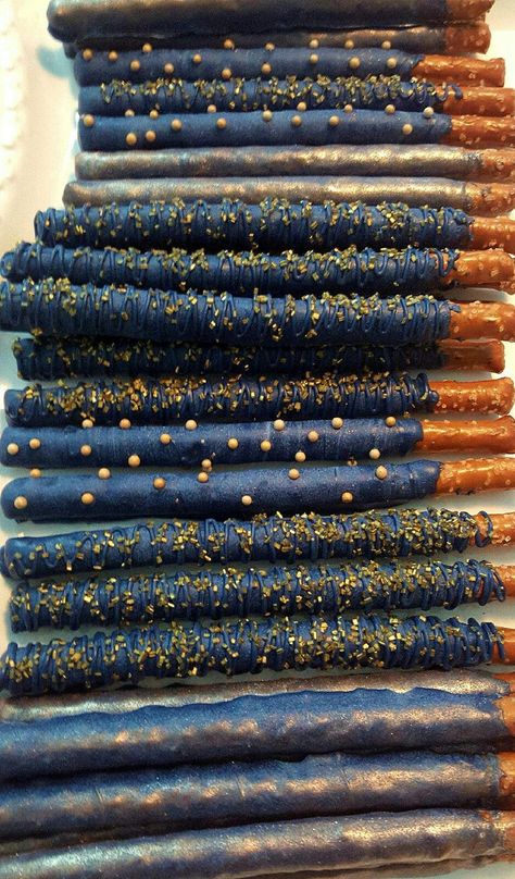 Navy And Rose Gold, Covered Pretzel Rods, Gold Luster Dust, Galaxy Party, Chocolate Covered Pretzel, Chocolate Covered Pretzel Rods, Starry Night Wedding, 귀여운 음식 그림, Gold Chocolate