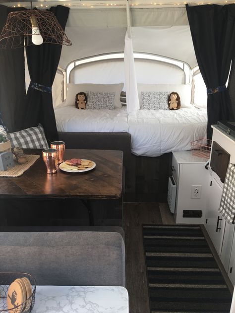 Tent Trailer Remodel, Best Pop Up Campers, Caravan Interiors, Popup Camper Remodel, Pop Up Tent Trailer, Glamper Camper, Static Caravan, Pop Up Trailer, Camper Trailer Remodel