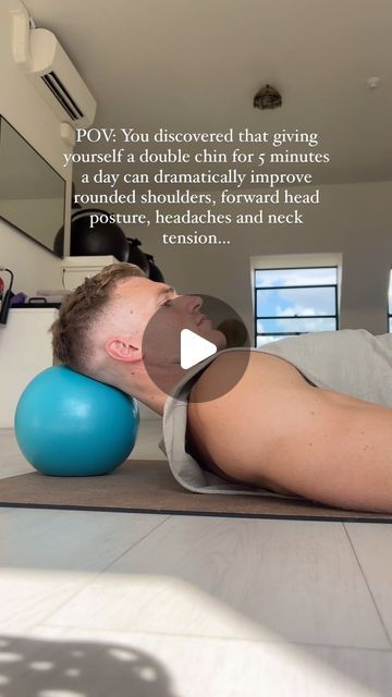 Rob Eades on Instagram: "Chin tucks are a somewhat of a miracle exercise, primarily aimed at improving posture and reducing neck pain.   Here’s what they do for your body:  Improve Posture: Chin tucks help correct forward head posture by aligning the head over the shoulders, reducing neck and upper back strain.  Strengthen Neck Muscles: They target and strengthen the deep neck flexors, supporting better head and neck alignment.  Reduce Neck Pain: By relieving tension and promoting proper posture, chin tucks can alleviate and prevent neck and shoulder pain.  Incorporating chin tucks into your daily routine can have significant benefits for neck strength, posture, pain relief, and overall musculoskeletal health.  Save this video and start chin tucking to improve your pain and posture!  Filme Strengthen Neck Muscles, Do For Instagram, Chin Tuck, Improving Posture, Workouts Cardio, Neck Muscles, Forward Head Posture, Back Strain, Neck And Shoulder Pain