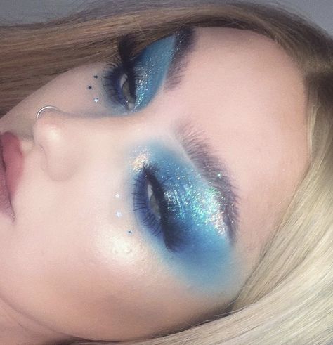 Ocean Eyes, Face Art Makeup, Face Beat, Ethereal Makeup, Dope Makeup, Art Makeup, Edgy Makeup, Creative Eye Makeup, Creative Makeup Looks