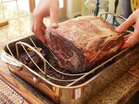 Prime rib is and perhaps always will be the king of holiday roasts. This step-by-step will guarantee that your holiday centerpiece comes out perfect every time.\n Red Wine Jus Recipe, Cooking Prime Rib Roast, Christmas Meat, Prime Ribs, Braised Oxtail, Prime Rib Roast Recipe, Perfect Prime Rib, Cooking Prime Rib, Rib Roast Recipe