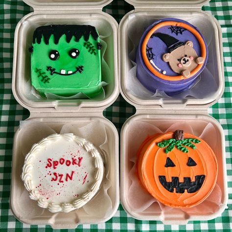 Cute Halloween Cakes, Pasteles Halloween, Halloween Lunch Box, Halloween Deserts, Cake Wallpaper, Halloween Cake Decorating, Halloween Food Treats, Monster Cake, Halloween Baking