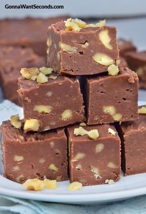 Easy Fudge Recipe Fantasy Fudge Recipe, Fantasy Fudge, Chocolate Walnut Fudge, Marshmallow Fudge, Easy Fudge, Walnut Fudge, Fudge Flavors, Vanilla Fudge, Fudge Recipes Easy