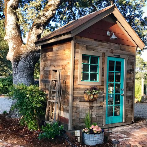 Old Garden Shed, Old Wood Windows, Old Fence Boards, Cedar Shed, Door Room, Old Garden, Fence Boards, Porch Roof, Shed Colours