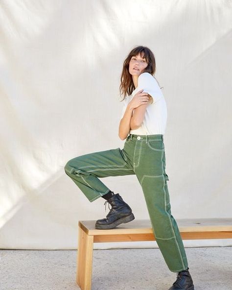 Jesse Kamm on Instagram: "Olive Green - - - - and Natural Stitch. Made in California. AW23 #jessekamm by @heykatrinahi" Green Bottoms Outfits, Kamm Pants, Jesse Kamm, Fashion Feminine, Basic Wear, Ethnic Outfits, Break In, Casual Fits, Sweater Weather