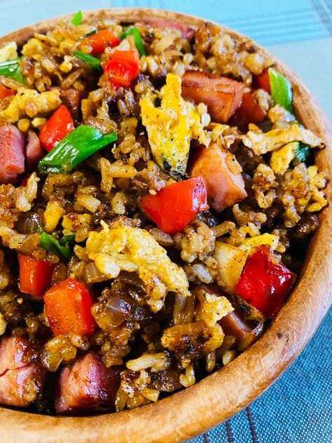 Blackstone Breakfast Fried Rice Breakfast Fried Rice Food Network, Blackstone Breakfast Recipes, Griddle Breakfast Ideas, Blackstone Breakfast Ideas, Blackstone Breakfast, Breakfast Fried Rice, Griddle Cooking Recipes, Breakfast Rice, Blackstone Recipes