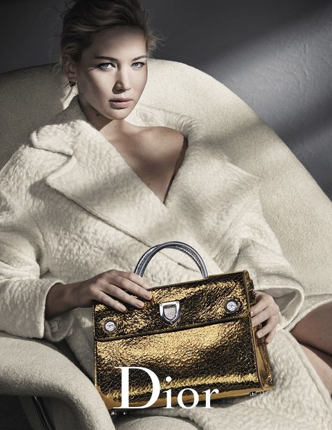 Jennifer Lawrence's New Dior Ads Are Simply Stunning via @WhoWhatWear Diorever Bag, Makeup Ads, Patrick Demarchelier, Fall Handbags, Helena Christensen, Dior Beauty, Vogue Australia, Dior Handbags, Miss Dior