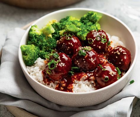 Sticky Asian Meatballs, Holiday Party Buffet, Asian Meatballs, Sunday Suppers, Steamed Broccoli, Fool Proof Recipes, Party Buffet, Hoisin Sauce, The Dinner