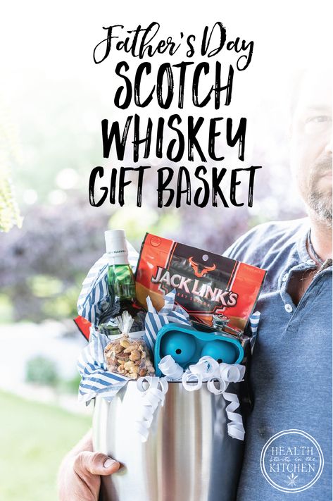 Whiskey Gift Basket, Whiskey Gifts Basket, Gift Basket Diy, Thank You Baskets, Adult Easter Baskets, Auction Basket, Auction Baskets, Raffle Basket, Basket Diy