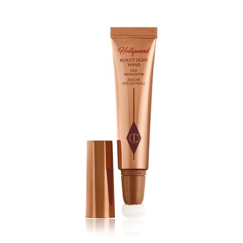 Charlotte Tilbury Highlighter, Diva Light, Liquid Contour, Hollywood Beauty, Charlotte Tilbury Makeup, Hollywood Red Carpet, Cheek Makeup, Magical Makeup, Beauty Light