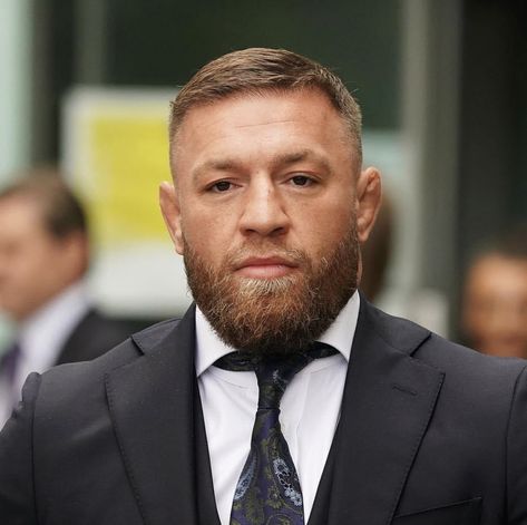 Conor Mcgregor Haircut, Conor Mcgregor Hairstyle, Iconic Haircuts, Side Part Haircut, Undercut Hairstyle, Crop Haircut, Perfect Beard, Mens Hairstyles Thick Hair, Edgy Haircuts