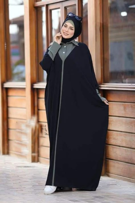 Abaya Scarf, Dubai Hijab, Abaya Designs Latest, Abaya Fashion Dubai, Embroidered Kaftan, Model Gamis, Kaftan Abaya, Mode Kimono, Mode Turban