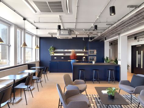 Tintagel House co-working space, London | Universal Shared Work Space, Break Room Design, Stanton Williams, Staff Lounge, Office Break Room, Staff Room, Lunch Room, Interior Work, Blue Kitchen