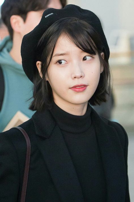 Korean Short Haircut, Kpop Short Hair, Iu Short Hair, Korean Short Hair, Kpop Hair, Asian Short Hair, Shot Hair Styles, Girl Short Hair, One Hair