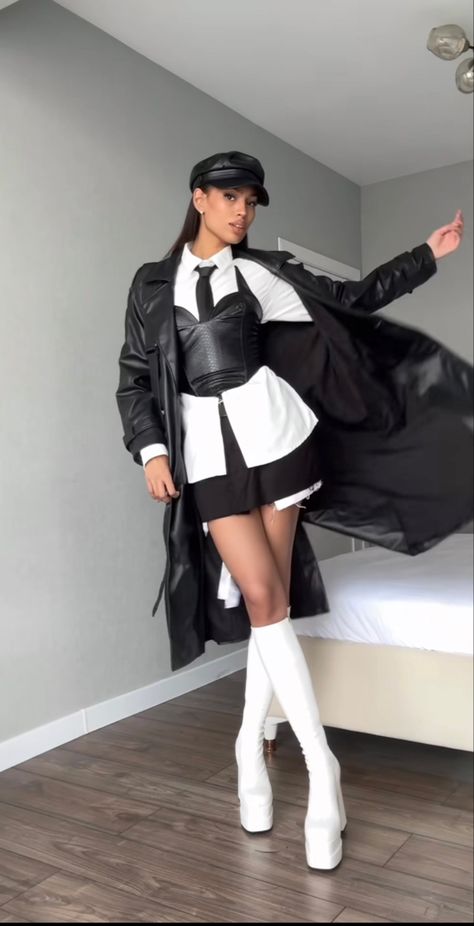 Runway Inspired Outfits, Alt Classy Outfits, Tuxedo Women Aesthetic, Black And White Trendy Outfit, Black And White Womens Outfits, Street Classy Outfit, Tie Woman Outfit, Woman Suit Outfit, Women Wearing Ties Outfits