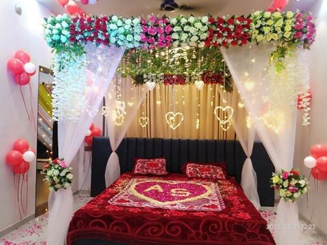 Wedding 1st Night Room Decoration, Couple Bedroom Ideas Married Modern, First Night Room Decoration, First Night Room, Night Room Decoration, Wedding Bedroom Decoration, Bridal Room Decor, First Wedding Night, Wedding Night Room Decorations