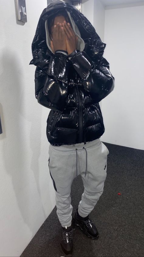 Moncler Uk Drip, Moncler Jacket Aesthetic, Moncler Jacket Outfit, Uk Boys Roadmen Aesthetic, Moncler Aesthetic, Nike Tech Tracksuit, Trapstar Jacket, Uk Boys, Stem Outfits