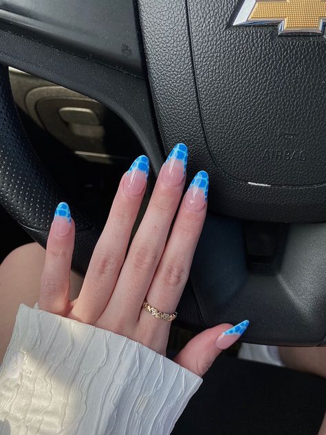 French Tip Snake Nails, Snake Skin French Tip Nails Almond, Long Preppy Nails, Crocodile Nails French Tip Blue, Crocodile Nails French Tip Almond, Blue Alligator Nails, Crocodile Almond Nails, Alligator Nails French Tip, Almond Croc Nails