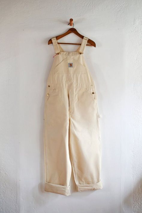 White Jean Jumpsuit, White Overalls Outfit, Painter Overalls, Overalls Outfit Aesthetic, Painter Outfit, Painters Overalls, White Overalls, Carhartt Overalls, Vintage Overalls