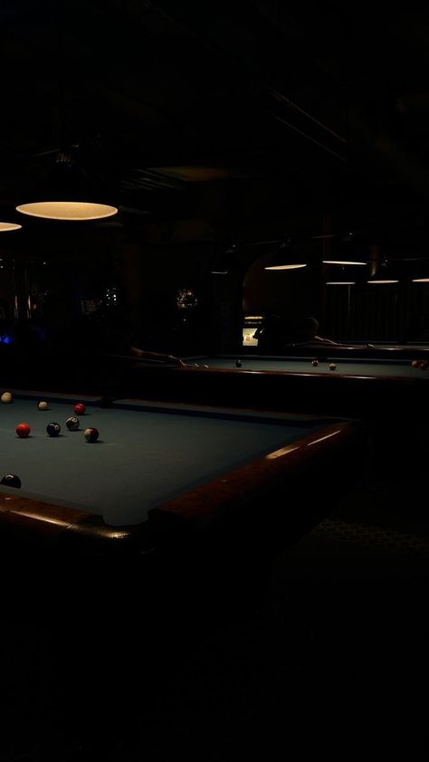 Whatsapp Wallpapers Hd, Night Vibes, Trik Fotografi, Night Aesthetic, Hello My Name Is, Pool Table, I Wallpaper, Sky Aesthetic, Black Wallpaper