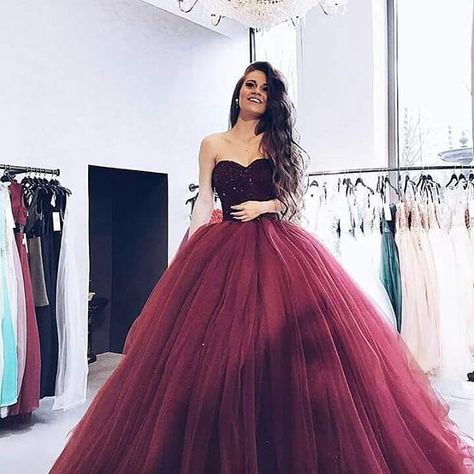 Tu Vestido de 15 Años: Vestidos de 15 Años Color Bordo Strapless Ball Gown, Evening Dress Long, Princess Prom Dresses, Formal Ball Gown, Prom Dresses 2018, Prom Ball Gown, Sweetheart Prom Dress, Ball Gowns Evening, Beauty Dress