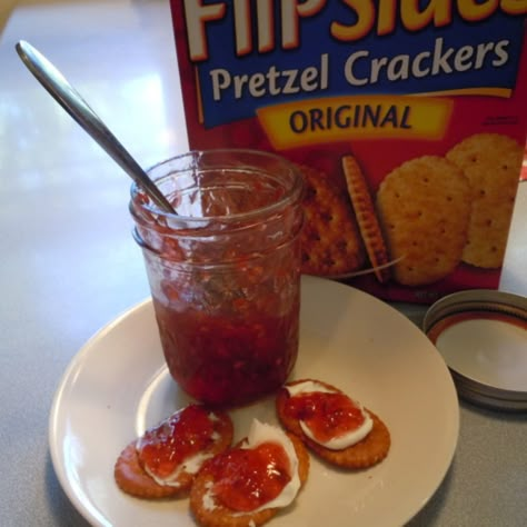 Raspberry Jalapeno Jelly - a coworker shared this, and it is so good! Sweet with a bit of a kick. Update: I halved the recipe and it worked out great. Raspberry Jalapeno Jelly, Jalapeno Jelly Recipes, Jalapeño Jelly, Pepper Jelly Recipes, Jalapeno Jam, Jalapeno Jelly, Hot Pepper Jelly, Dehydrated Foods, Canning Ideas