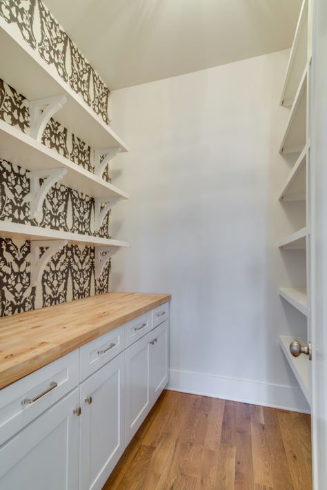 Carbine & Associates Home Builders Wallpaper For Pantry, Kitchen Pantry Wallpaper, Schumacher Chenonceau, Pantry Wallpaper, Home Wine Bar, House Pantry, Wallpaper Office, Millennial Generation, Organized Pantry