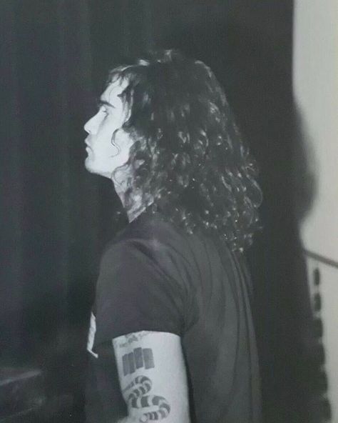 Henry Rollins Fan Page on Instagram: “Henry Rollins Black Flag Circa 1985 #henryrollins” Henry Rollins Long Hair, Henry Rollins Black Flag, Henry Rollins 80s, Henry Rollins, Tom Waits, Beautiful Beautiful, Black Flag, Lead Singer, Fan Page