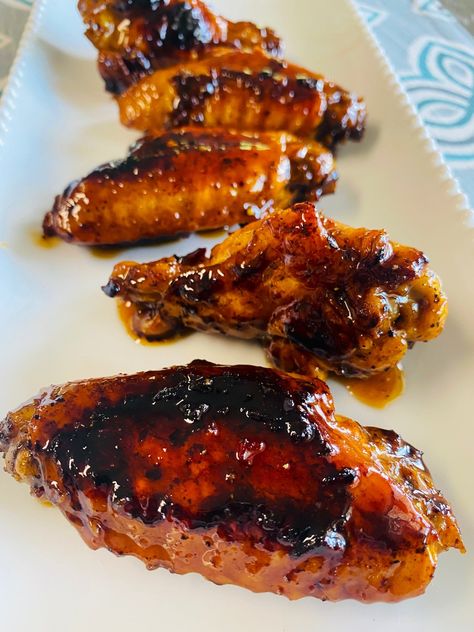 Blackstone Honey Lemon Chicken Wings Lemon Chicken Wings, Lemon Pepper Sauce, Honey Lemon Chicken, Griddle Recipes, Football Party Food, Blackstone Griddle, Summer Grilling Recipes, Grilling Tips, Grill Recipes