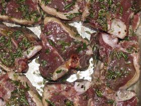 Grilled Lamb Chops, Lamb Chop Recipes, Lamb Chop, Lamb Dishes, Grilled Lamb, No Sugar Diet, Rosemary Leaves, Lamb Recipes, Lamb Chops