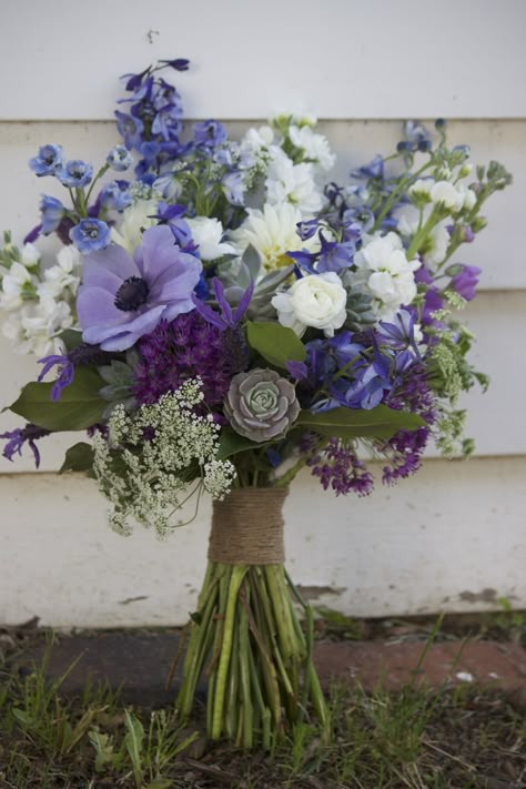 wild looking blue wedding flowers - Google Search | Wedding ideas ... Ranunculus Wedding Bouquet, Bouquet Champetre, Purple And White Flowers, Purple Wedding Bouquets, Blue Delphinium, White Ranunculus, Blue Wedding Bouquet, Succulent Bouquet, Lavender Bouquet