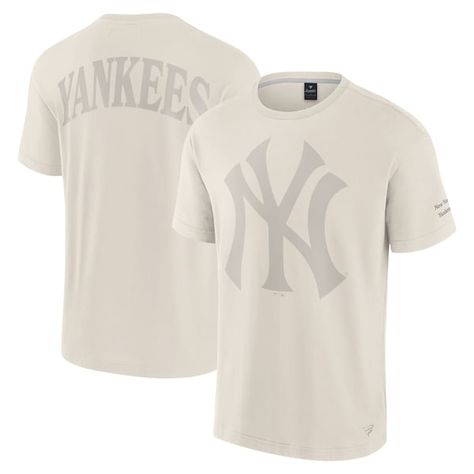 Sport trendy New York Yankees apparel with this Elements Iconic T-Shirt by Fanatics. Made from 100% cotton, it features a peached-face finish that's been lightly brushed for a luxuriously soft feel. The rubberized team logo and wordmark prominently display your New York Yankees fandom.