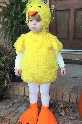 Chick costume for Halloween Toddler Duck Costume, Duck Birthday Theme, Duck Costume, Duck Costumes, Duck Birthday, Play Dress Up, Costume For Halloween, Costume Contest, Doll Costume