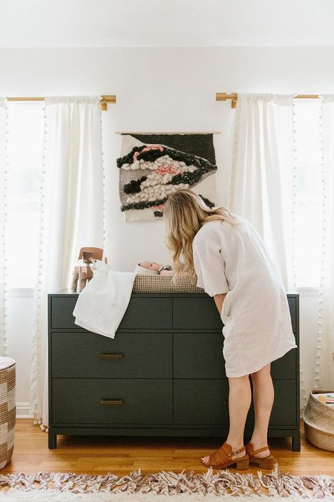 Love the way this deep dark green dresser look in this sweet nursery. This color palette would work well in a gender neutral space. Hauga Dresser Nursery, Neutral Nursery Colors, Nursery Green, Nursery Layout, Charleston House, Green Rugs, Green Dresser, Sweet Nursery, Nursery Dresser