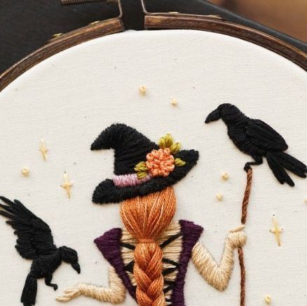 Magnus & Quill Embroidery on Instagram: "NEW PDF Pattern + YouTube Tutorials 🍂 This witch is ready for Halloween, along with her little raven friends 🥰 Super excited for this brand new pattern 🖤 Available as a PDF Digital Download on Etsy, pattern includes: 🍂Step By Step instructions (with photos of the actual pattern being stitched) 🍂Colour Guide (dmc) 🍂Supply List (including needle size, hoop size, best fabric to use) 🍂YouTube Tutorials (access to private YouTube videos showing the patt Embroidery Raven, Witch Embroidery Ideas, Raven Embroidery, Crow Embroidery, Witch Embroidery, Colour Guide, Christmas Gifts To Make, Hand Embroidery Projects, Ready For Halloween