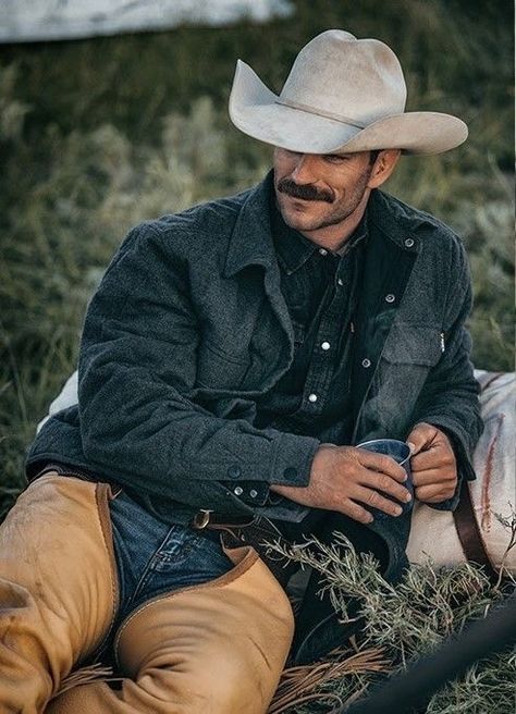 Fitness Hairstyles, Cute Long Hairstyles, Short Hairstyles For Girls, Beautiful Short Hairstyles, Cowboy Men, Cowboy Photography, Mens Western Wear, Mustache Men, Cowboy Aesthetic