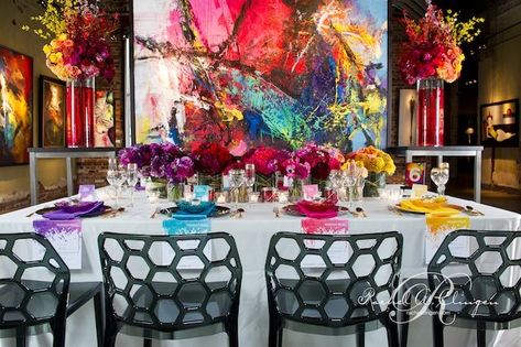 All About Art Gallery Weddings. #weddings #venues #artgalleries #weddingplanning Art Wedding Theme, Splatter Room, Artsy Wedding, Art Gallery Wedding, Wedding Colours, Boda Mexicana, Rainbow Wedding, Wedding Event Design, Artistic Wedding