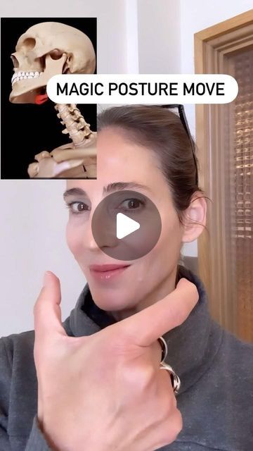 Lara Heimann: Physical Therapist+Yoga Teacher | Magic move for posture!!🪄

Tech neck got you down? Forward head posture not only affects your neck, shoulders, and jaw but can also wreak... | Instagram Hyoid Bone, Pelvic Diaphragm, Vocal Cords, Neck Muscles, Tech Neck, Forward Head Posture, Face Exercises, Natural Body Care, Physical Therapist