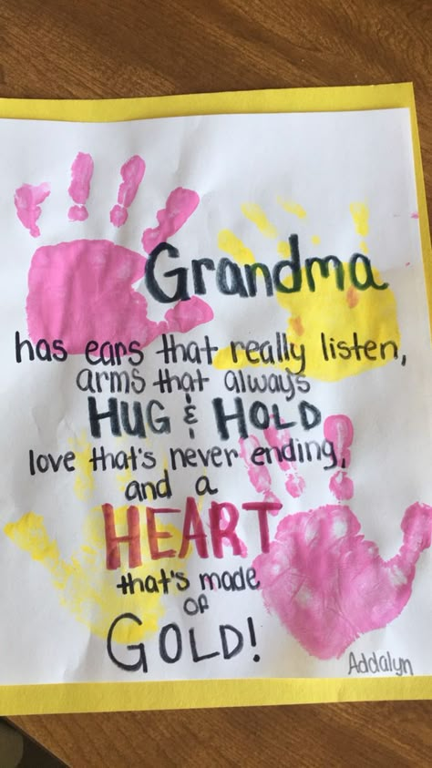 Fantastic Mothers Day ideas Crafts For Grandma, Diy Gifts For Grandma, Grandparents Day Crafts, Grandma Birthday Card, Free Birthday Card, Birthday Gifts For Grandma, Mothers Day Crafts For Kids, Mother's Day Ideas, Mother's Day Crafts