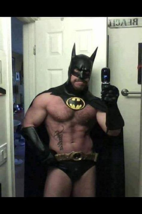 Gay Costume, Comic Costume, Taking A Selfie, Im Batman, Beefy Men, Bear Men, Men Bodies, Men In Uniform, Shirtless Men