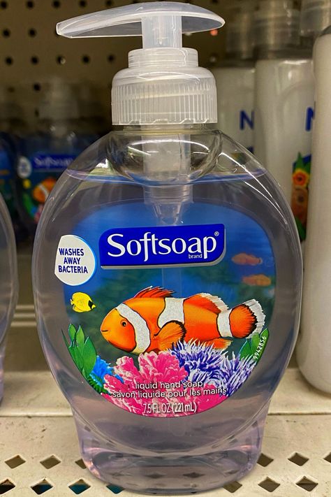 Softsoap Fish, Ocean Bathroom Decor, Fish Soap, Ocean Bathroom, Nostalgic Pictures, Frutiger Aero, Water Aesthetic, 2000s Nostalgia, Liquid Hand Soap