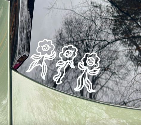 Girly Car Decals, Harry Styles Pleasing, Harry Styles Vinyl, Car Sticker Ideas, Cute Car Decals, Dancing Flowers, Harry Styles Tattoos, Girly Car, Flower Car