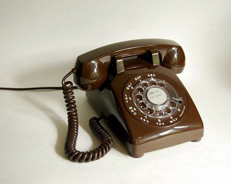 Rotary Dial Phone, Rotary Telephone, Telephone Vintage, Color Vibe, Vintage Phones, Brown Eyed Girls, Vintage Telephone, Old Phone, Desk Phone