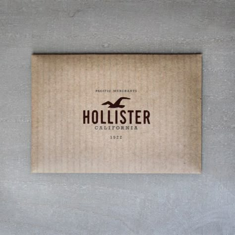 Hollister Gift Card Quince Gift Ideas, Hollister Gift Card, 16th Birthday Wishlist, Xmas List Ideas, Christmas Wishlist Ideas, Chunky Black Boots, Christmas Wants, Named Collective, Lashes Fake Eyelashes