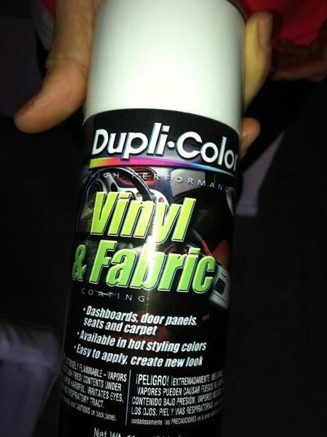 Vinyl Spray Paint, Lacquer Spray Paint, Spray Paint Projects, Spray Paint Furniture, Vinyl Painted, Leather Repair, Paint Projects, Paint Sprayer, Touch Up Paint