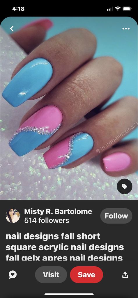 Blue And Pink Glitter Nails, Pink And Blue Nails Design Simple, Cute Gender Reveal Nail Ideas, Gender Reveal Gel Nails, Baby Pink And Baby Blue Nails, Pink N Blue Nails, Baby Reveal Nails Ideas, Baby Blue And Baby Pink Nails, Pink And Aqua Nails